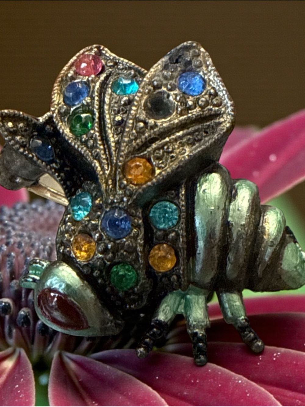 Vintage Multicolor Rhinestone Bee Brooch Antique Gold Tone Insect Pin